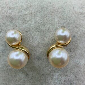 RMN (AVON) Vintage Faux Double Pearl Gold Tone Knot Stud Earrings